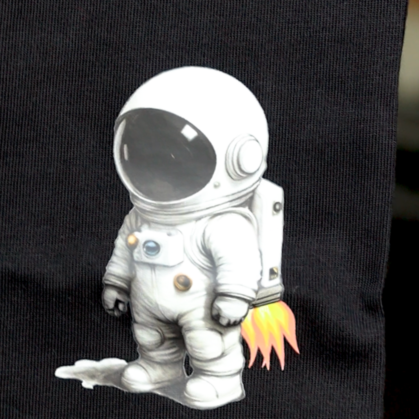 OVERSIZED BLACK T-SHIRT ‘LIFTING OFF'