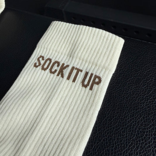 COMFY OFF WHITE PERFORMANCE SOCKS